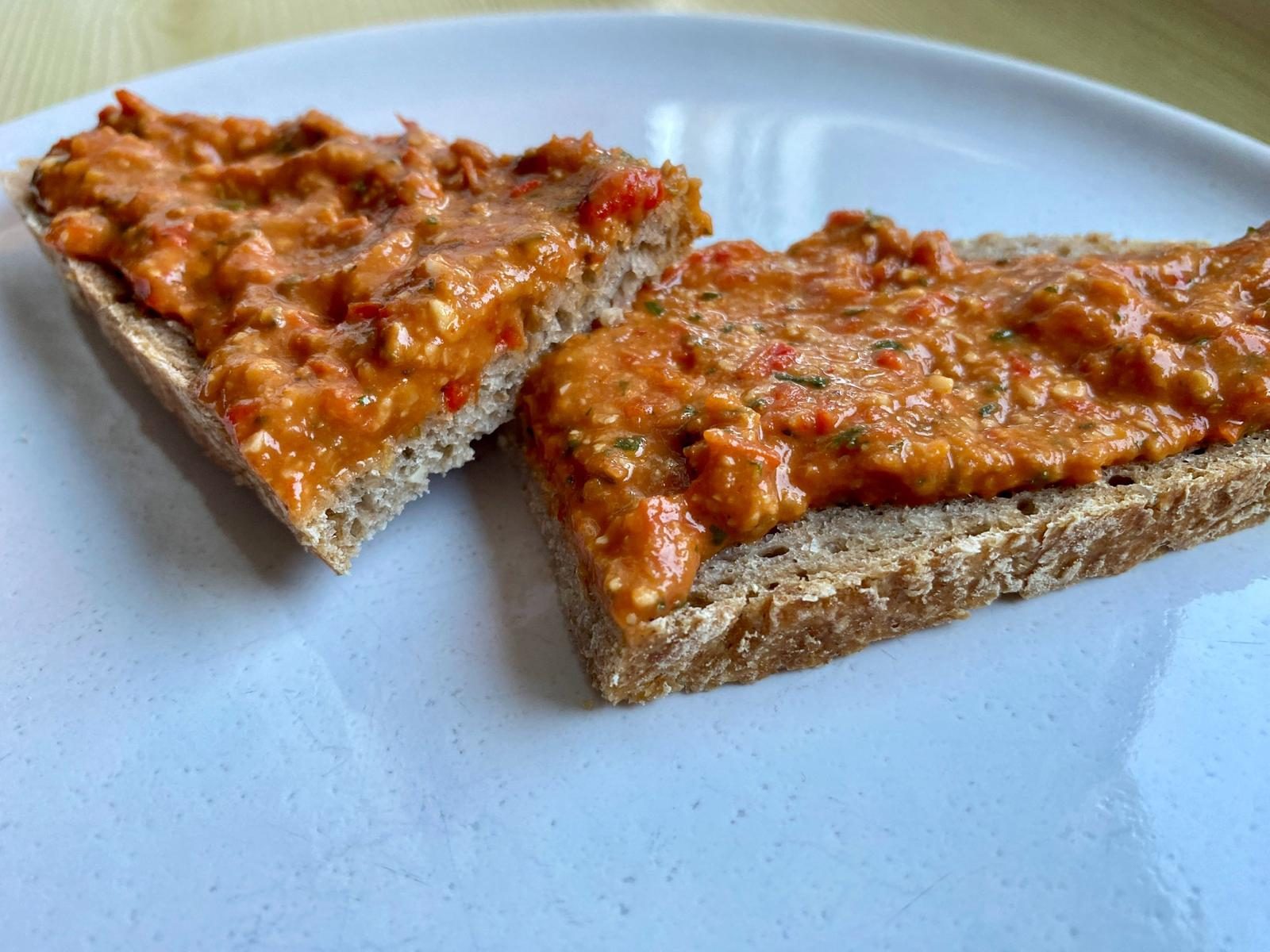 PAPRIKA AUFSTRICH.