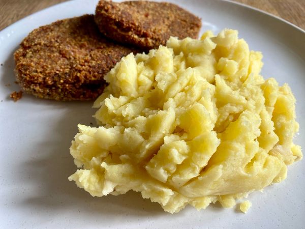 RÜBEN-KARTOFFELPÜREE.